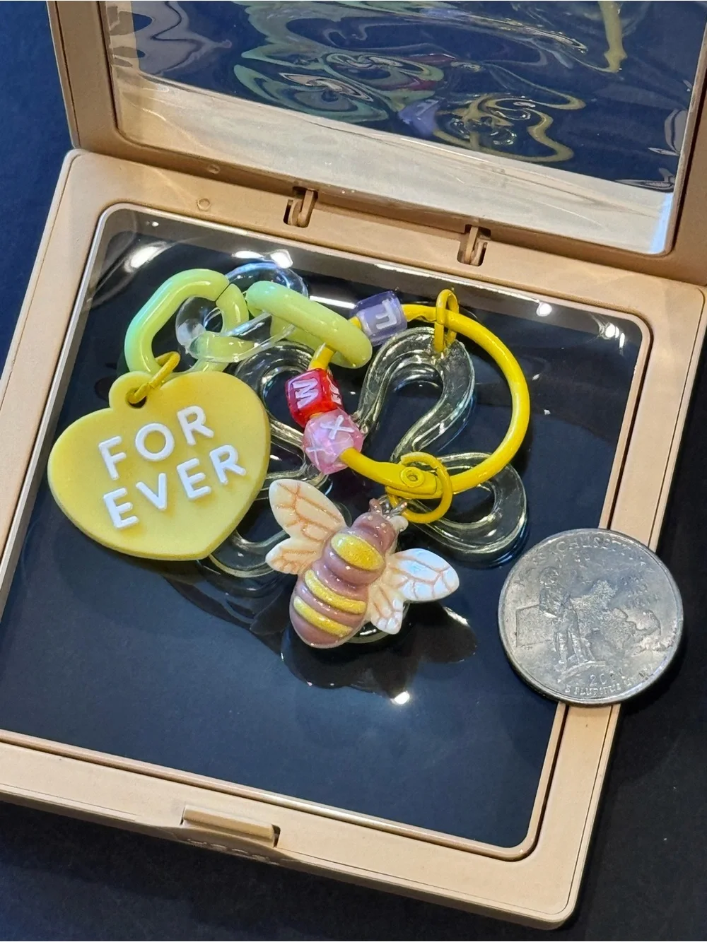 NWT Bumble Bee Heart Charm Keychain Yellow Beaded Bag Clip in Shadow Box